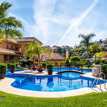 Aloha Hill Club Apartment Marbella
